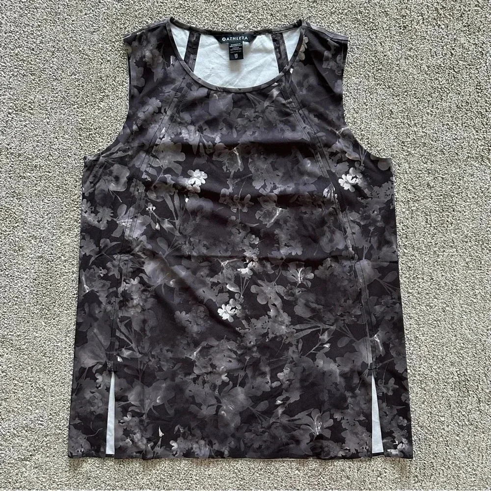 Athleta Zephyr Refined‎ Tank Black Lumen Floral Lightweight Size XS